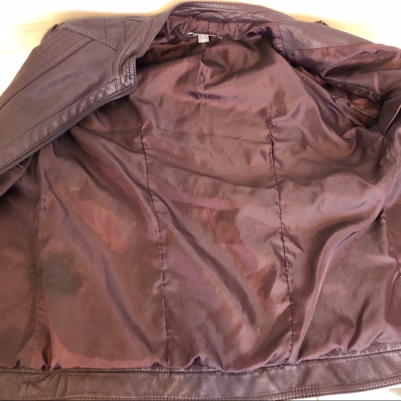 Roz & Ali Faux Biker classic Leather Jacket size  quilted shoulder design Small - Picture 5 of 8